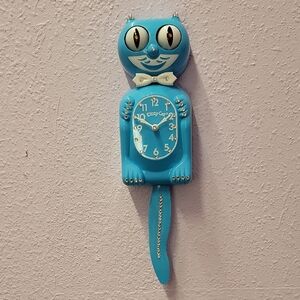 Rare Retired Jeweled Scuba Blue Kitty Cat Klock clock